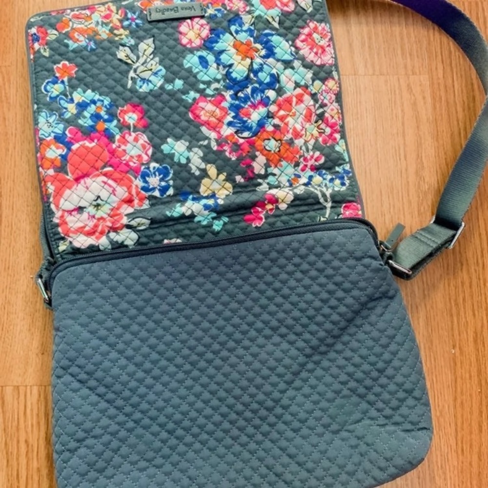 Vera Bradley Reversible Turnabout Crossbody Bag